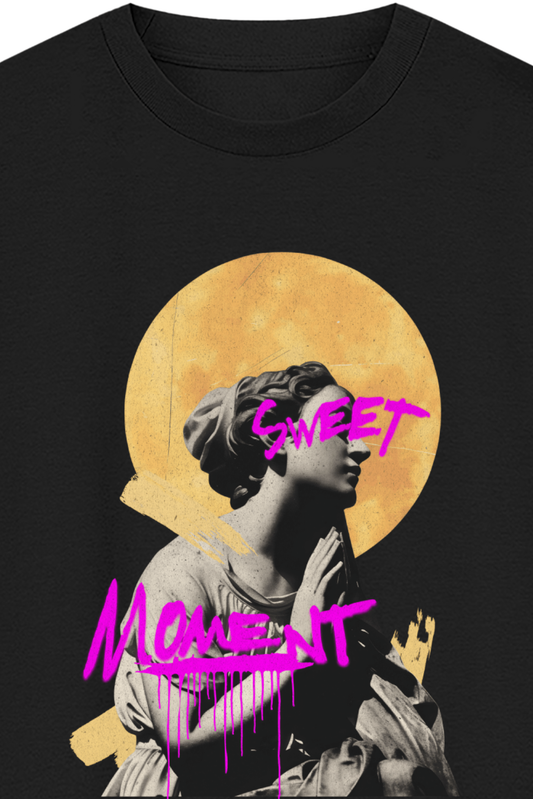 Moment Oversized Standard T-Shirt